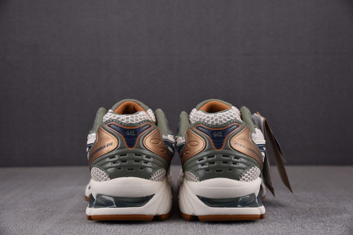 As*ic*s gel kayano 14 