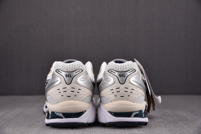 As*ic*s gel kayano 14 