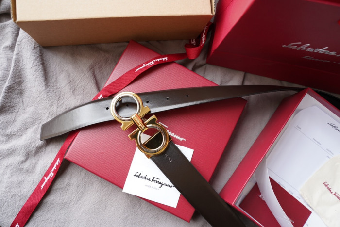 salvatore ferragamo belt