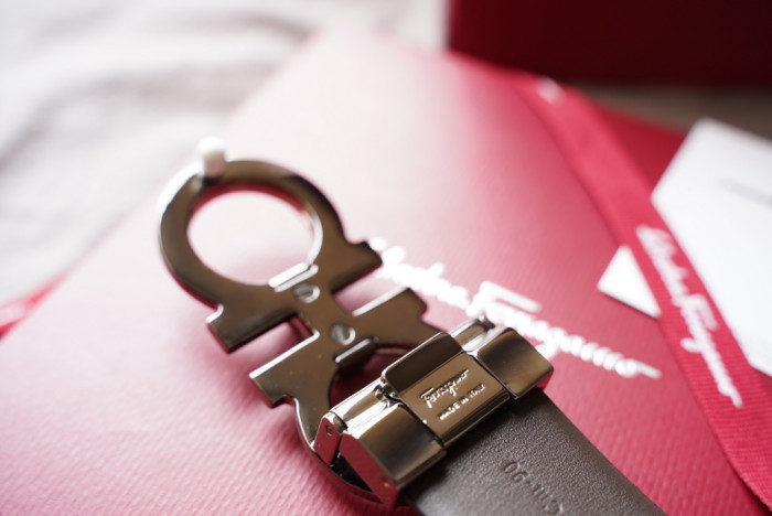 salvatore ferragamo belt