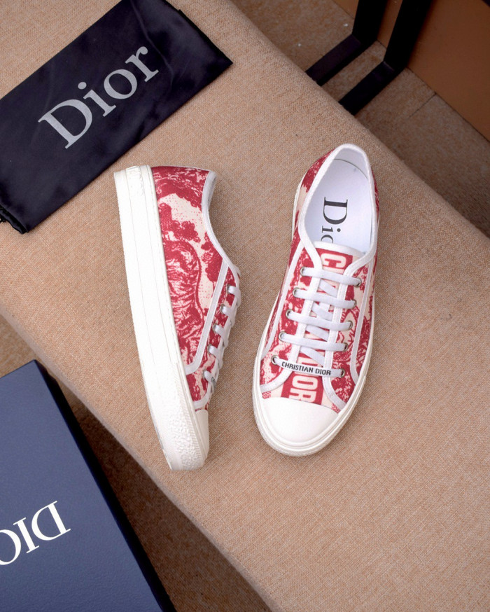 d10r b23 oblique low top sneaker