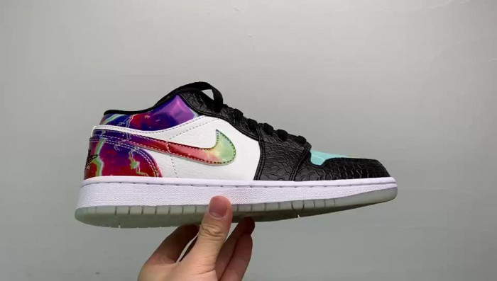 air jordan 1 low galaxy cw7309-090