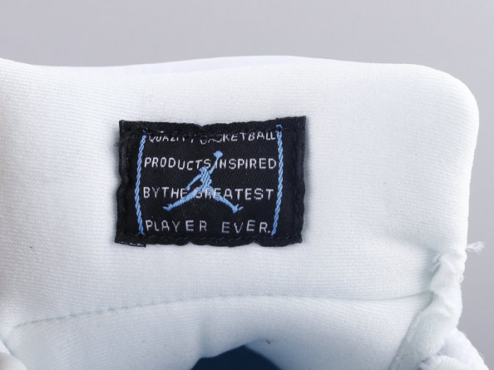 jordan 11 retro low university blue (gs)  528896-106