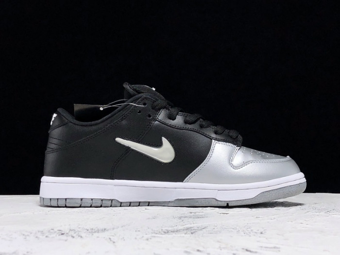 x nike sb dunk low silver black  ck3480-001