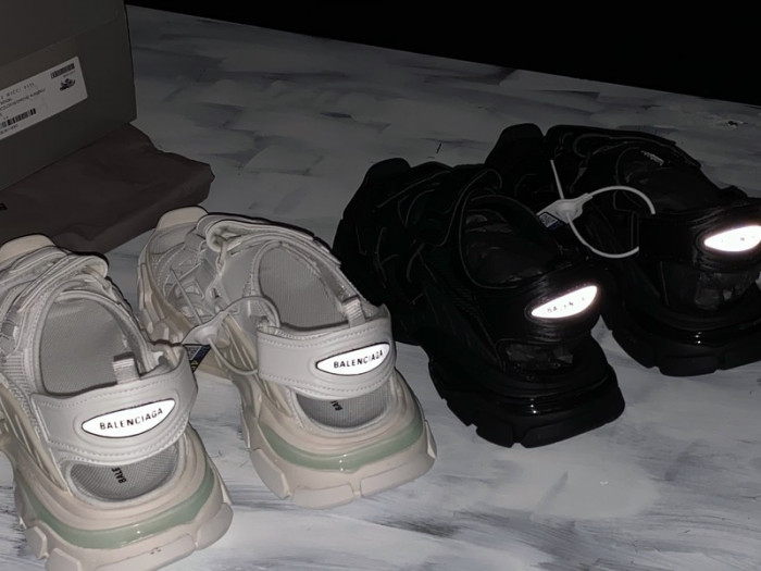 blcg track sandal black  617542w2cc11000