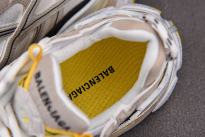 Ba*len*cia*ga -runner