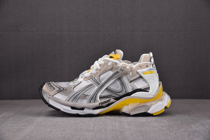 Ba*len*cia*ga -runner