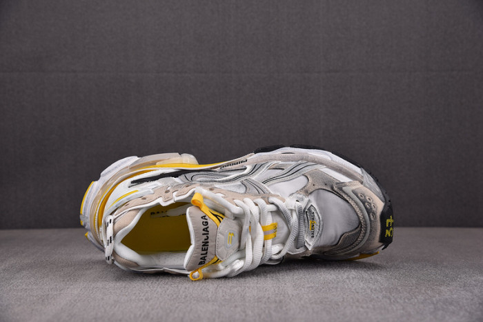 Ba*len*cia*ga -runner