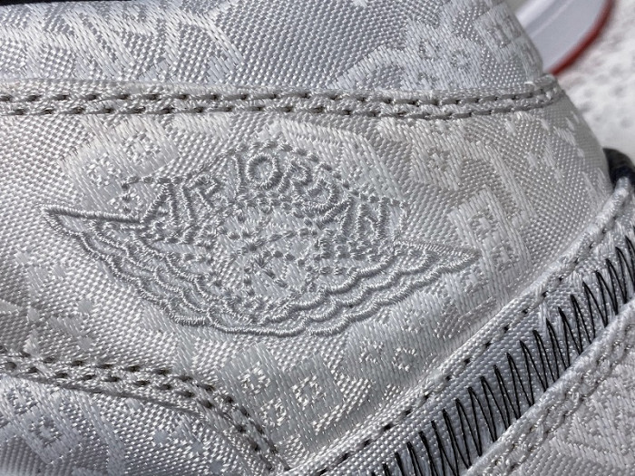 jordan 1 mid se fearless edison chen clot  cu2804-100