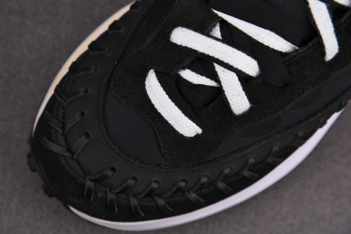 nike sacai x jean paul gaultier x vaporwaffle 