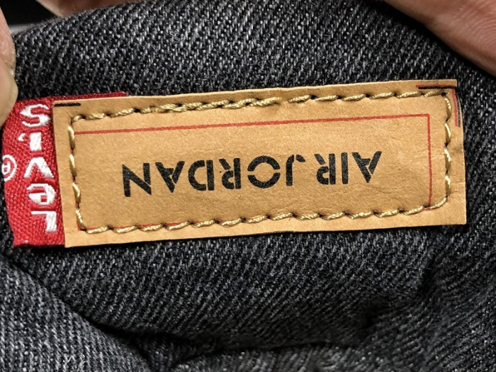 air jordan 4 retro L*v*s nrg  L*v*s - black denim ao2571-001