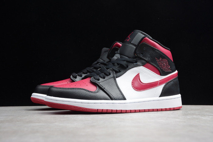 air jordan 1 mid bred toe  554724-066