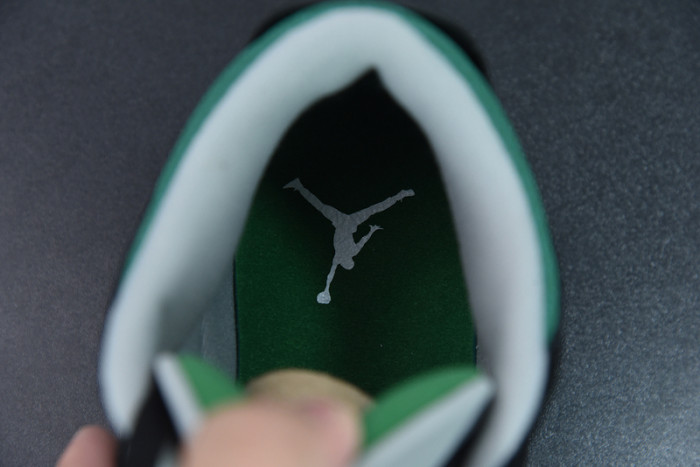 air jordan 3 pine green ct8532-030