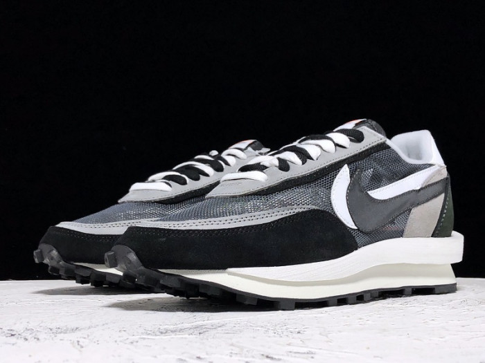 nike ld waffle sacai black - bv0073-001