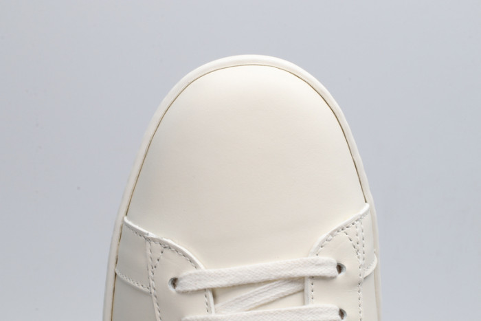G*u*i ace embroidered low-top sneaker