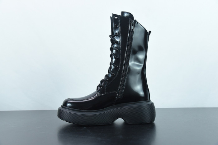 Bo*te*ga ve*ne*ta boots