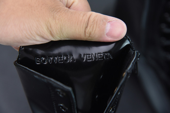 Bo*te*ga ve*ne*ta boots