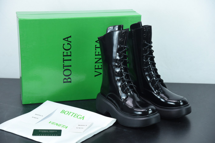 Bo*te*ga ve*ne*ta boots