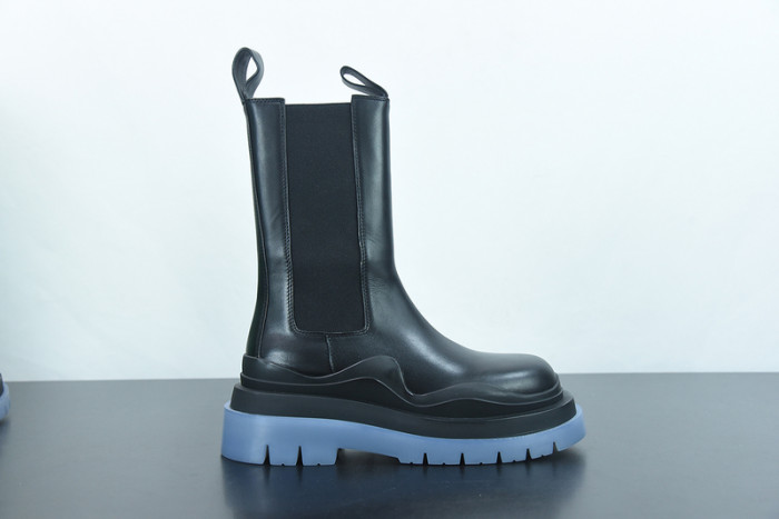 Bo*te*ga ve*ne*ta boots