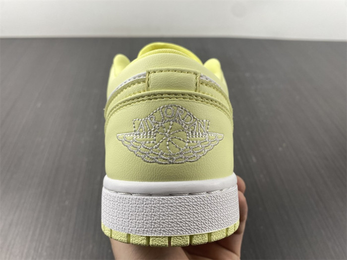 air jordan 1 low lemonade dc0774-007