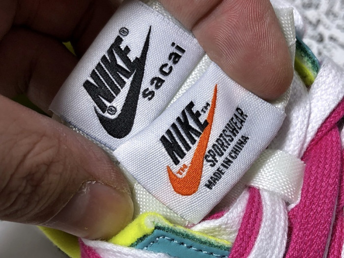 sacai x nike l0vtd waffle daybreak running  bv0073-600