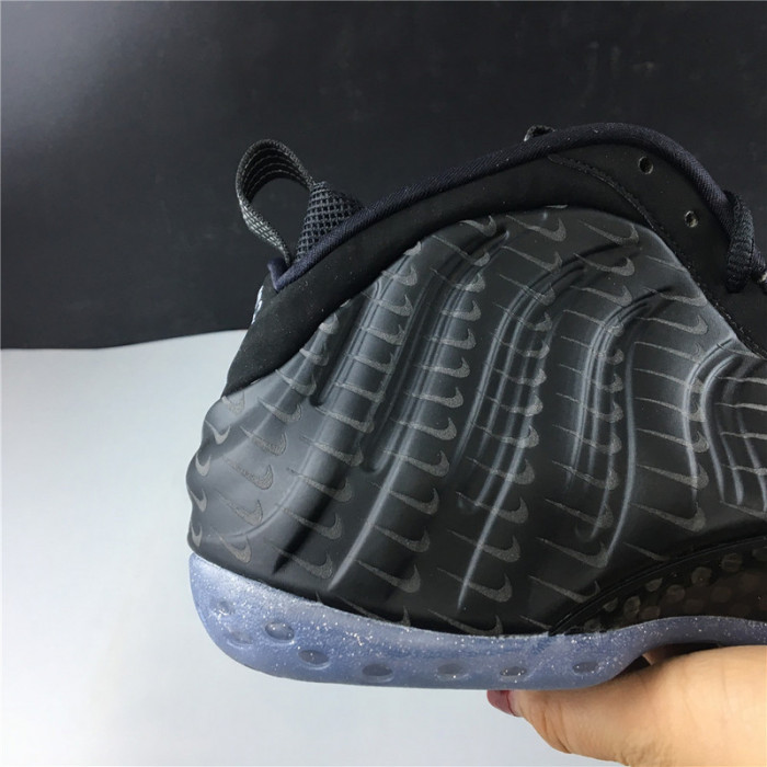 nike air foamposite one mini cv0369-001