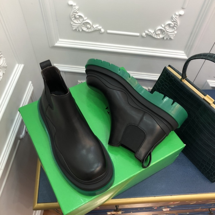 Bo*te*ga ve*ne*ta boots