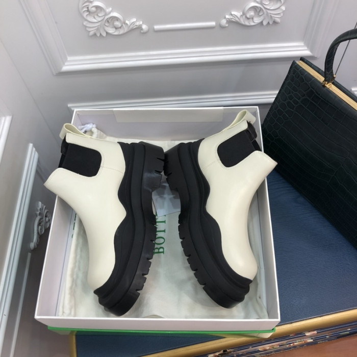 Bo*te*ga ve*ne*ta boots