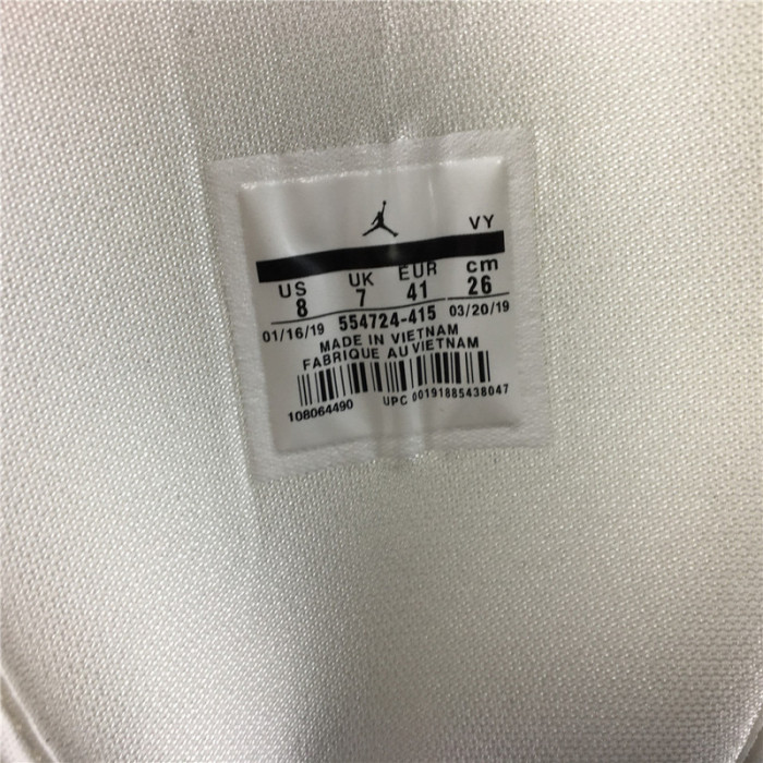 jordan 1 mid hornets  554724-415