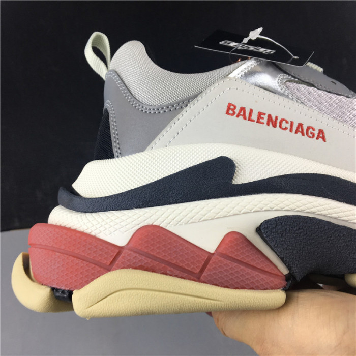 blcg sneaker triple.s.gomma grey silver 541624w06e27320