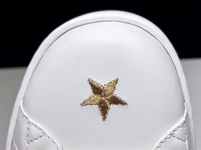 G*u*i ace embroidered low-top sneaker