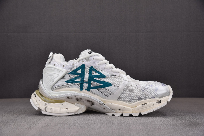 Ba*len*cia*ga -runner