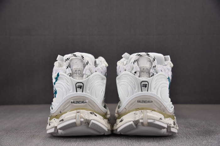 Ba*len*cia*ga -runner