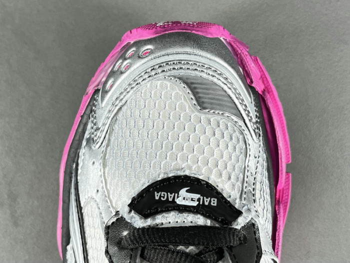 Ba*len*cia*ga -runner