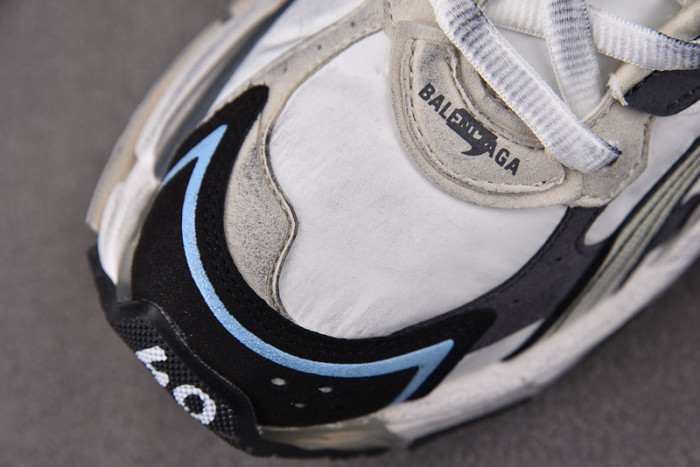 Ba*len*cia*ga -runner