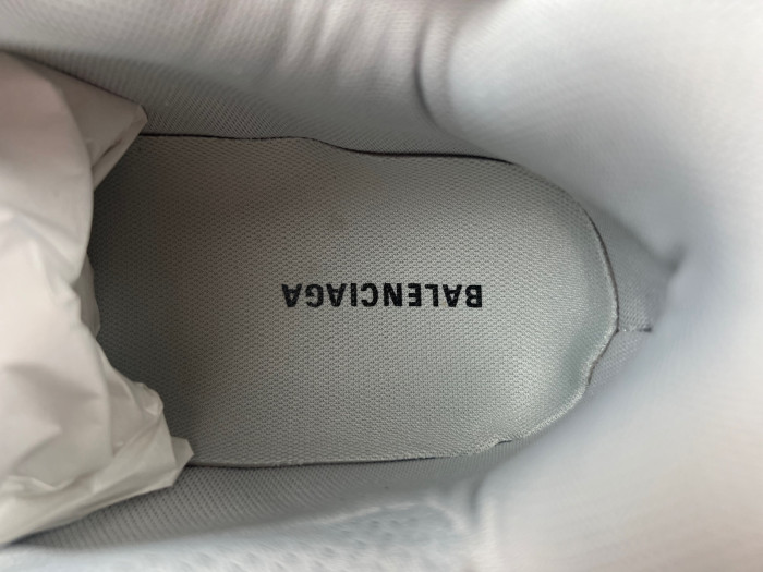 Ba*len*cia*ga -runner