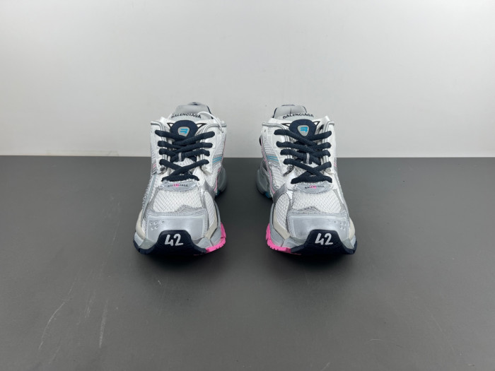 Ba*len*cia*ga -runner