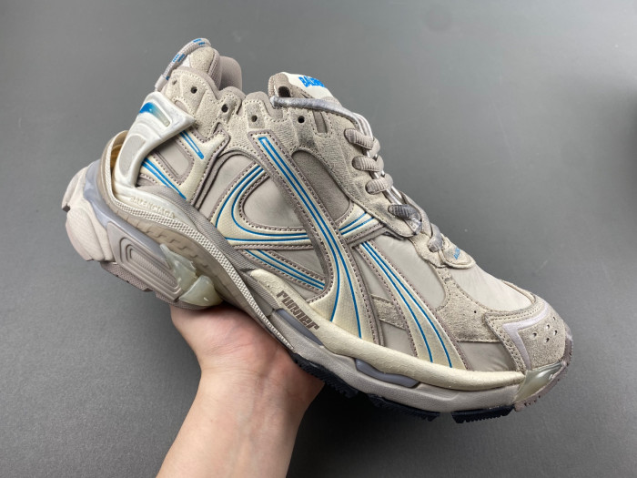 Ba*len*cia*ga -runner