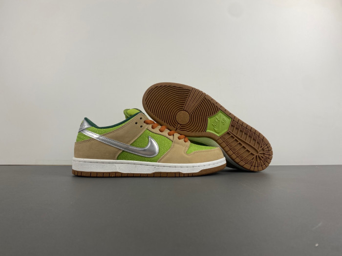 nike sb dunk low "escargot" fq7585-200