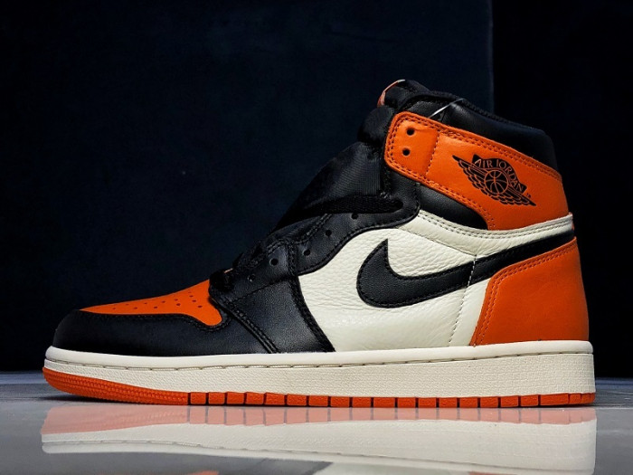 jordan 1 retro shattered backboard  555088-005