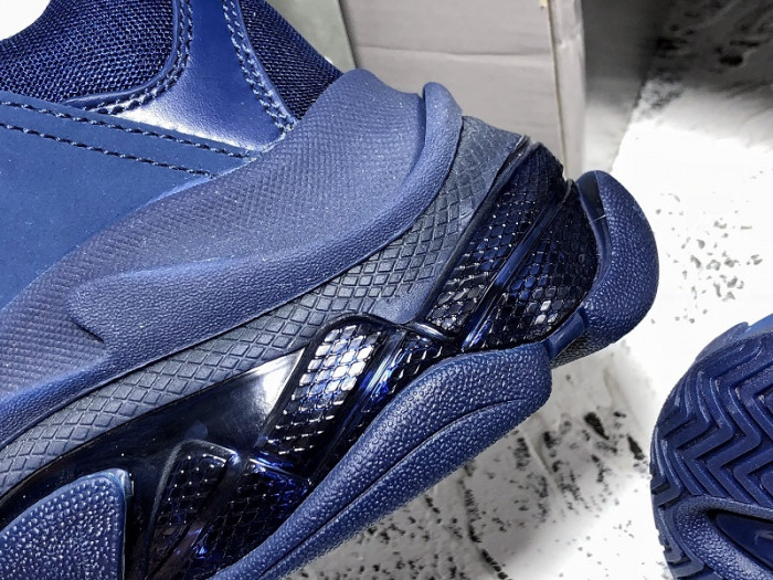 blcg triple trainer navy 544351 w09o1 4107