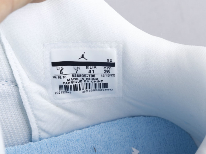 jordan 11 retro low university blue (gs)  528896-106