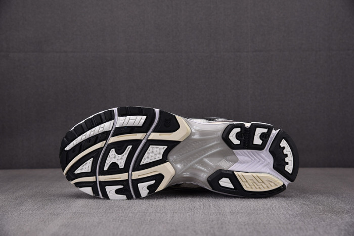 As*ic*s gel-kayano 14 "cream black" 1201a019-108