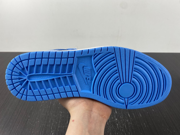 air jordan 1 retro high og "university blue" dz5485-400