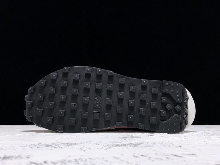 sacai x nike l0vtd waffle daybreak pink red white bv0073 500