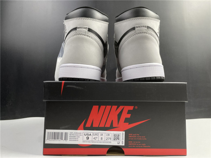 air jordan 1 retro high black white light smoke grey 555088-035