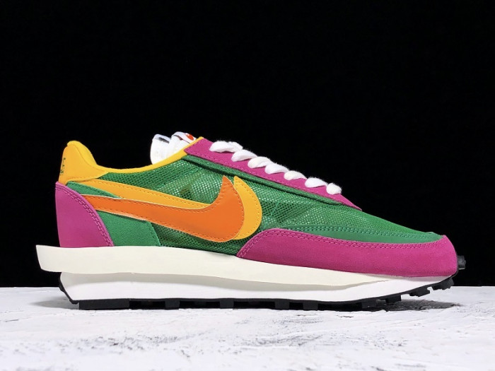 nike ld waffle sacai pine green  bv0073-301