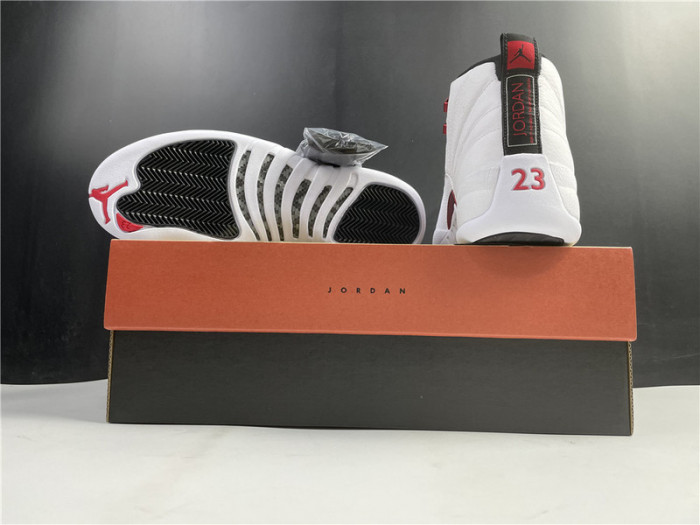 air jordan 12 twist white university red ct8013-106