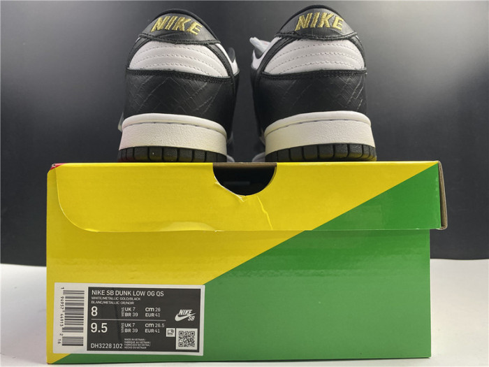 nike sb dunk low stars black (2021)  dh3228-102