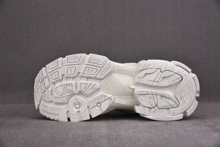 Ba*len*cia*ga -runner